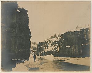 Winter scene in Miles Canyon. No. 1102 (HS85-10-13005)