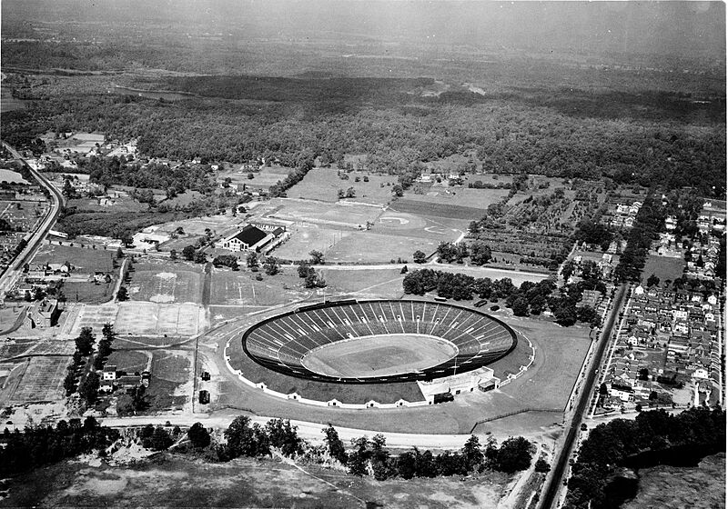 Yale Bowl in 1924 NARA