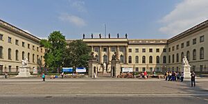 Berlin-Mitte Humboldt-Uni 05-2014