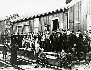 Blair GTR station crowd 1898