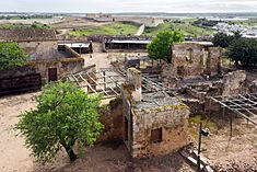 Castro Marim Castle Inside 01