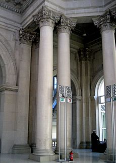Columnas de la gran cúpula Palacio Nacional