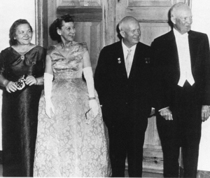 Dwight Eisenhower Nikita Khrushchev and their wives at state dinner 1959