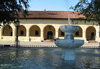 Fountain Mission San Fernando