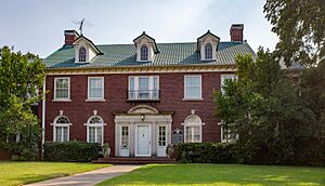 Martin-RussellHouse1