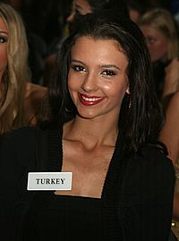 Miss Turkey 08 Leyla Tugutlu
