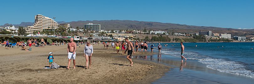 Playa del Ingles Gran Canaria 2016-6804 - panoramio