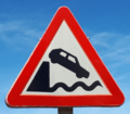 Rinlo (RPS 24-07-2020) Muelle, señal de tráfico de peligro