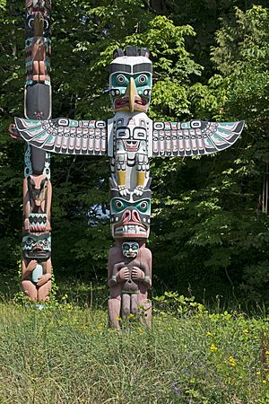Thunderbird House Totem Pole Stanley Park