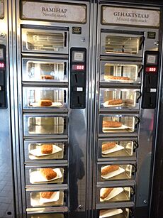 Vendingautomaat warme snacks Efteling