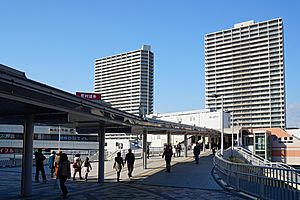 JR Takatsuki Station and Actamore