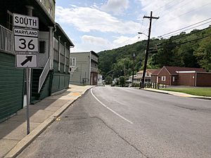 2019-05-17 15 39 50 View south along Maryland State Route 36 (Main Street) at Union Street in Lonaconing, Allegany County, Maryland