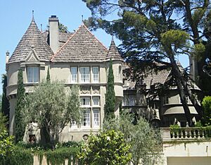Chateau Colline, Los Angeles