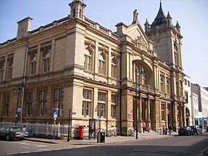 Cheltenham Art Gallery & Museum on 21 March 2009