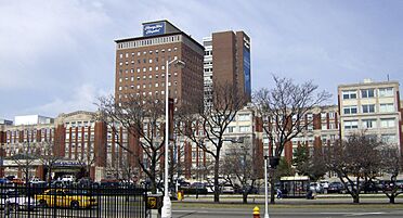 HenryFordHospitaldetroit.jpg