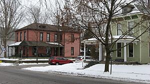 Intersection along Logan Street in Noblesville