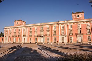 Palacio del Infante don Luis (Boadilla del Monte).JPG