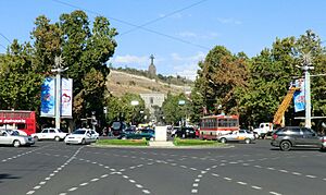 Place de France, Yerevan (cropped)