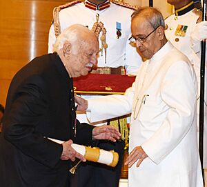 The President, Shri Pranab Mukherjee presenting the Padma Bhushan Award to Shri Pallonji Shapoorji Mistry, at a Civil Investiture Ceremony, at Rashtrapati Bhavan, in New Delhi on March 28, 2016