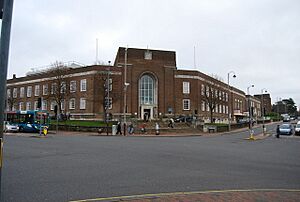Tunbridge Wells Town Hall - geograph.org.uk - 1045932