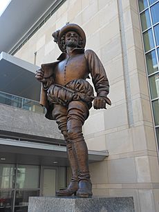 Walter Raleigh Statue