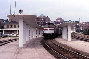 19950724 08 Amtrak Burlington, IA