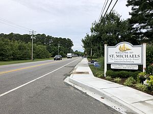 2022-06-21 11 36 00 View west along Maryland State Route 33 (Talbot Street) at Spencer Drive in Saint Michaels, Talbot County, Maryland