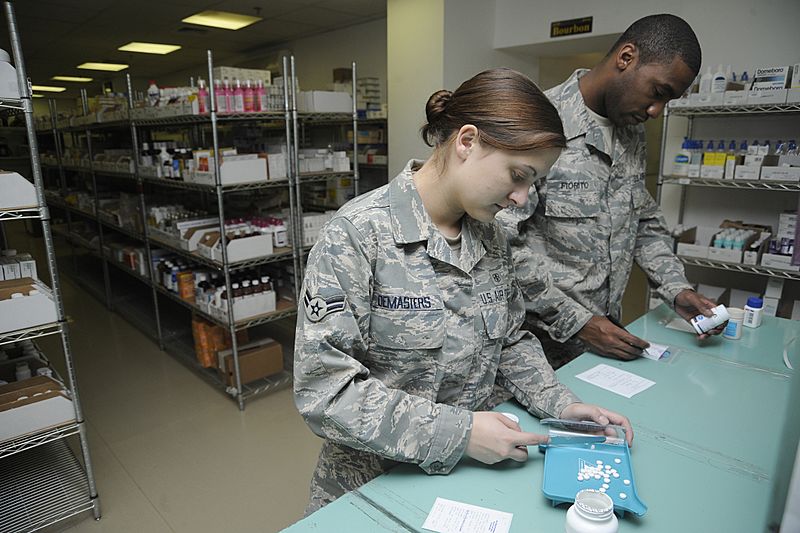 332nd EMSG Pharmacy Tech DVIDS328212