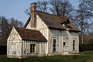 Château de Chantilly - Le hameau - PA00114578 - 005