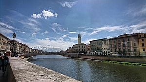 Lungarno, Pisa