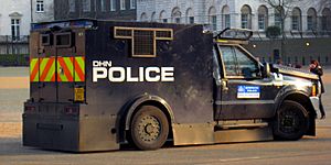 Met-police-armoured-truck