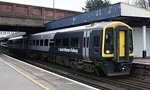 Southampton Central - SWR 158887 Salisbury service