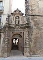 Tortosa - Entrada barroca del claustro de la catedral de Sant María