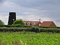 Windmill conversion - geograph.org.uk - 213837
