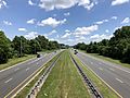2021-06-29 14 04 37 View east along Interstate 195 (Central Jersey Expressway) from the overpass for Monmouth County Route 43 (Imlaystown-Hightstown Road) in Upper Freehold Township, Monmouth County, New Jersey