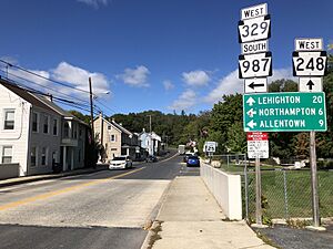 2022-09-29 11 29 21 View west along Pennsylvania State Route 248 and south along Pennsylvania State Route 987 (Main Street) between Chestnut Street and Pennsylvania State Route 329 (Race Street) in Bath, Northampton County, Pennsylvania