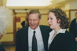 Anthony Giddens and Chelsea Clinton, 2001
