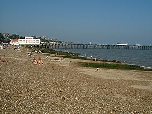 Beach at Felixstowe - geograph.org.uk - 39084.jpg