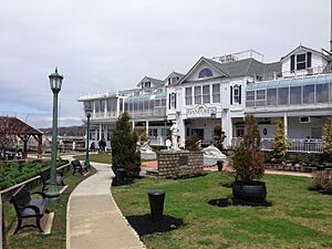 Danfords Hotel in Port Jefferson NY