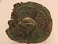 Disc-headed pin zoom (2) Bronze Beaker Luristan 1000 BC (Rietberg museum)