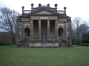 Gibside Chapel exterior pic 1