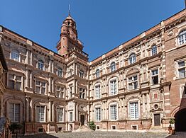 Hôtel d'Assézat - Main courtyard - 2014-09-01