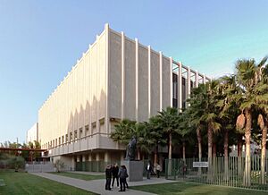 LACMA-Los-Angeles-County-Museum-of-Art-04-2014.jpg