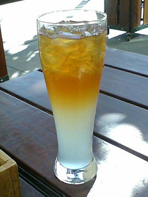 My new obsession the arnold palmer!!! (5184944881).jpg