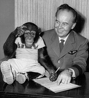 Ned Locke Captain Hartz and his pets 1955