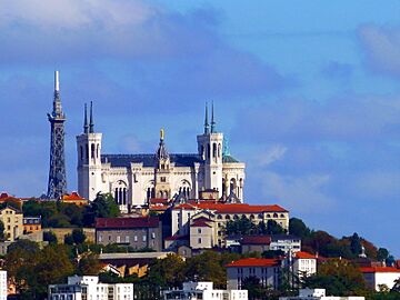 P1010365Vue sur la basilique de Fourvière(Lyon)