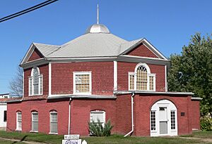 People's Unitarian Church (Ord, Nebraska) from SW