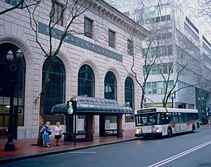 Portland transit mall bus stop in front of Bank of California Building in January 2007