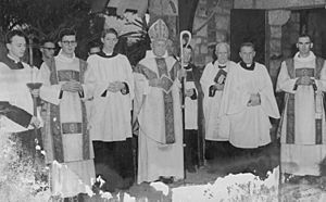 StateLibQld 2 153523 Archbishop Halse, anglican Archbishop with other clergy at the Bishopbourne Chapel, Brisbane, 1954