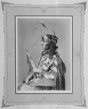 Walking Shooter-Wah-Koo-Ta-Mon-Ih. UNC-Pa-Pa Sioux, 1872 - NARA - 519012